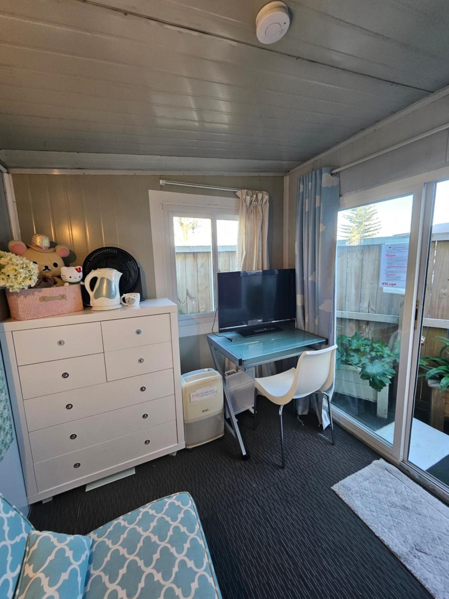 C1 Save Money Budget Affordable Cabin With Comfort! - Cabin1 أوكلاند المظهر الخارجي الصورة