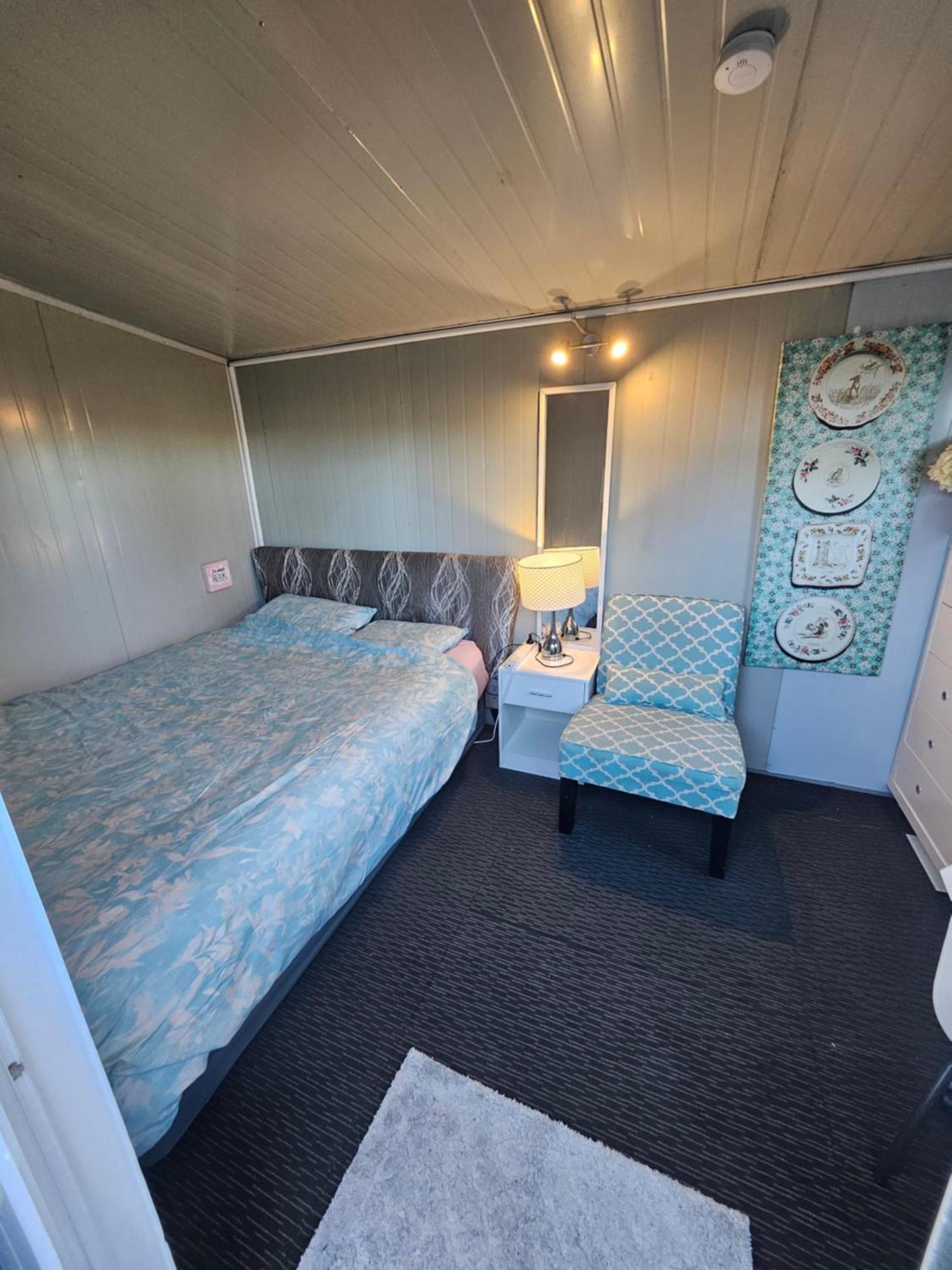 C1 Save Money Budget Affordable Cabin With Comfort! - Cabin1 أوكلاند المظهر الخارجي الصورة